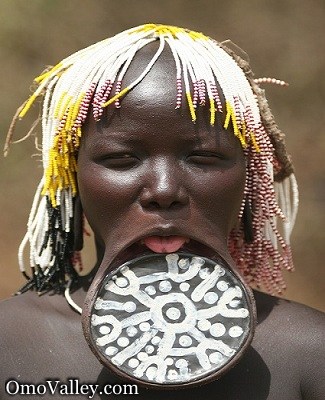 A woman of the Mursi tribe